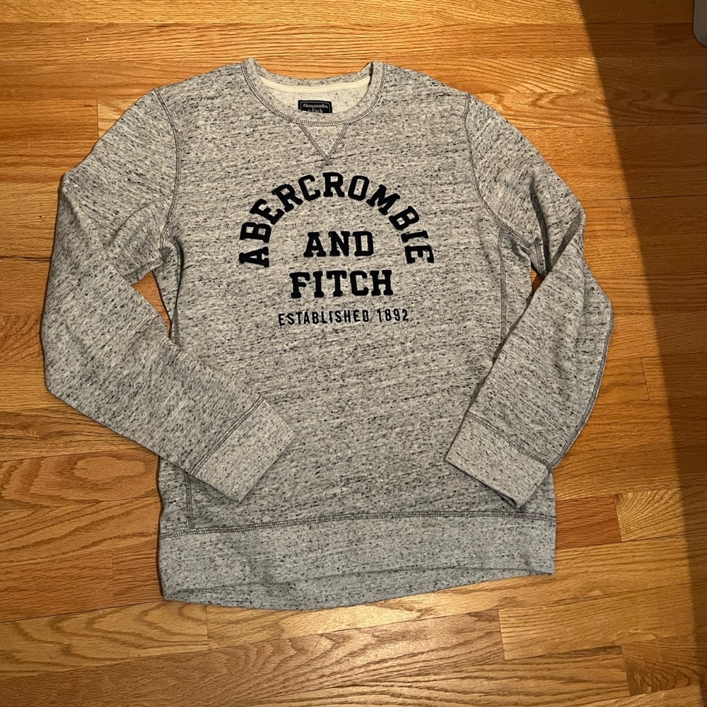 Men’s Abercrombie and fitch gray sweatshirt.  Size medium.